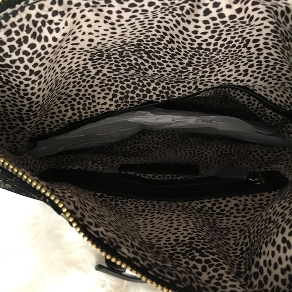 Sole Society Velvet Gold Foldable Clutch Crossbody - Picture 4 of 7